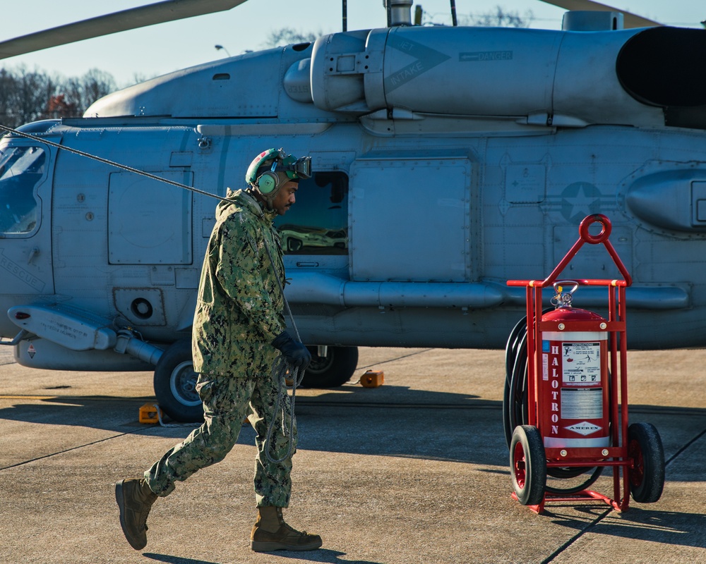 VX-1 Sailors conduct routine maintenance
