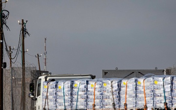 Humanitarian aid at the Kissufim Crossing Point