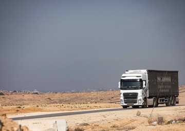 Humanitarian aid at the Kissufim Crossing Point