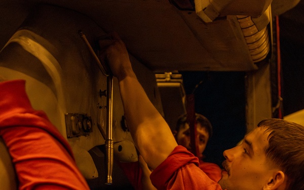 Abraham Lincoln conducts routine operations