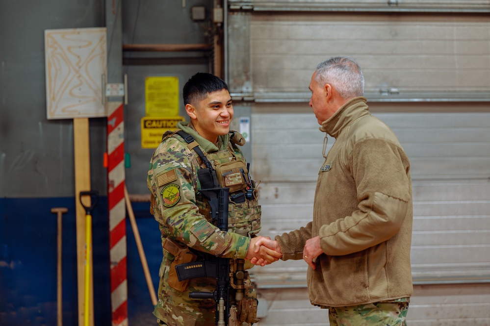 USSPACECOM commander Highlights Strategic Importance of Pituffik Space Base during Arctic visit