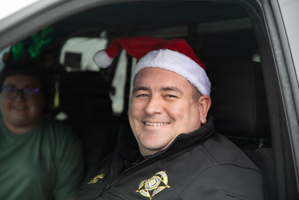 Kentucky Army National Guard helps to usher in the holiday spirit at area parades