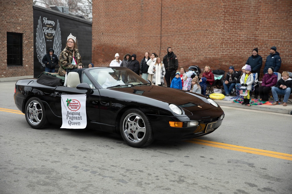 Kentucky Army National Guard helps to usher in the holiday spirit at area parades