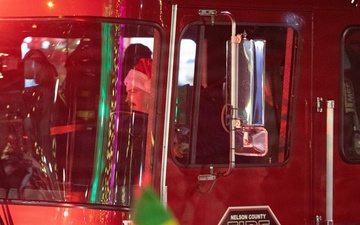 Kentucky Army National Guard helps to usher in the holiday spirit at area parades