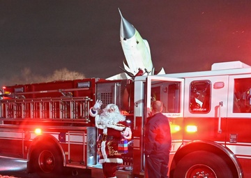 JBAB kicks off holiday season with annual tree lighting