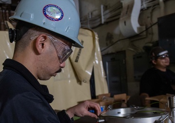 Ronald Reagan Sailors Maintain Readiness During Maintenance Period