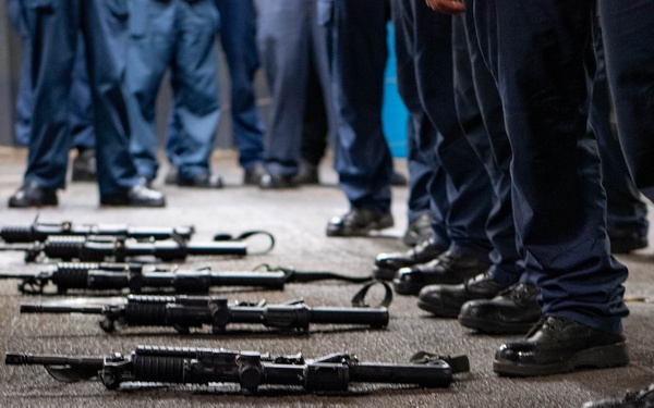 Boxer Sailors conduct weapons familiarization