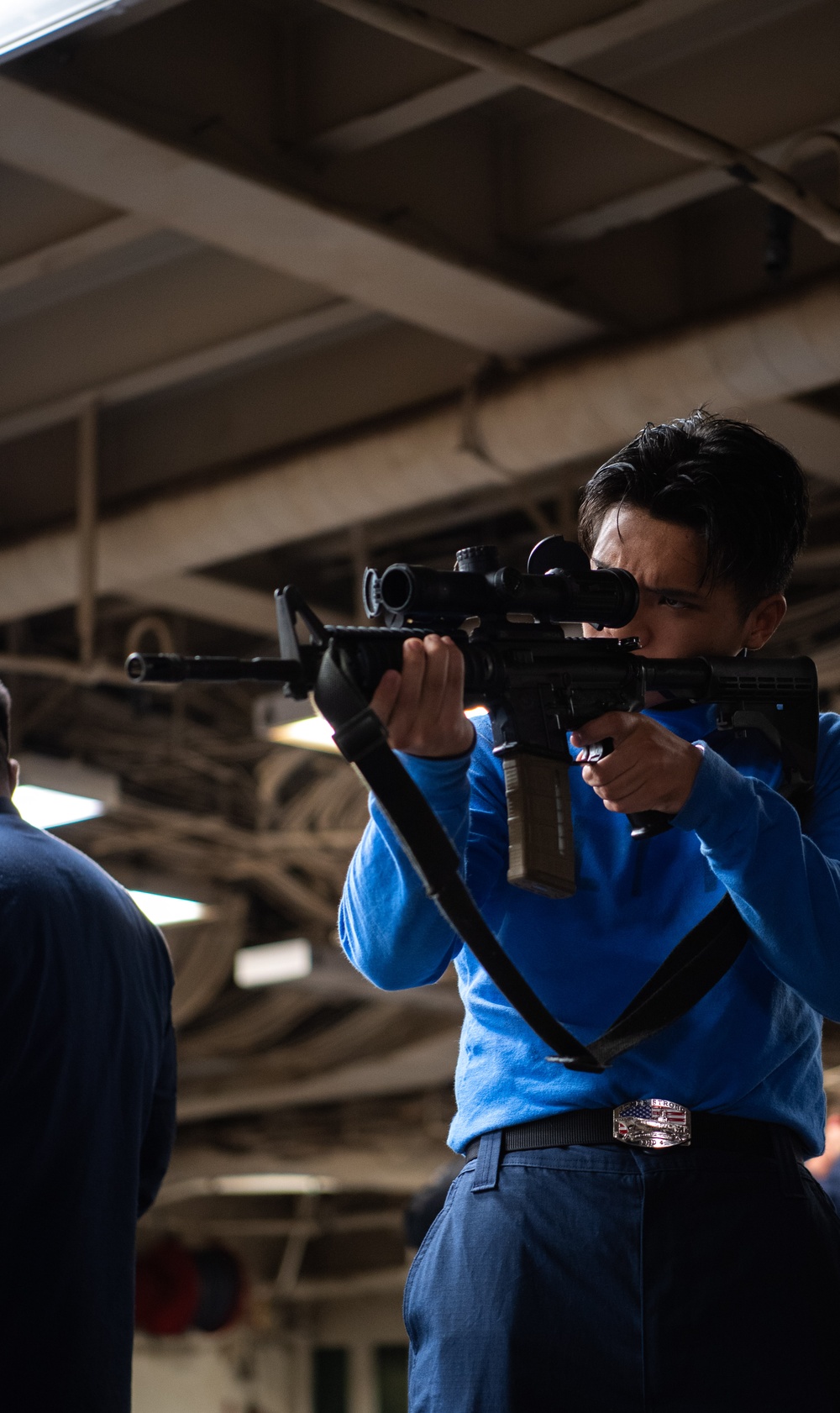 USS Boxer conducts weapons familiarization