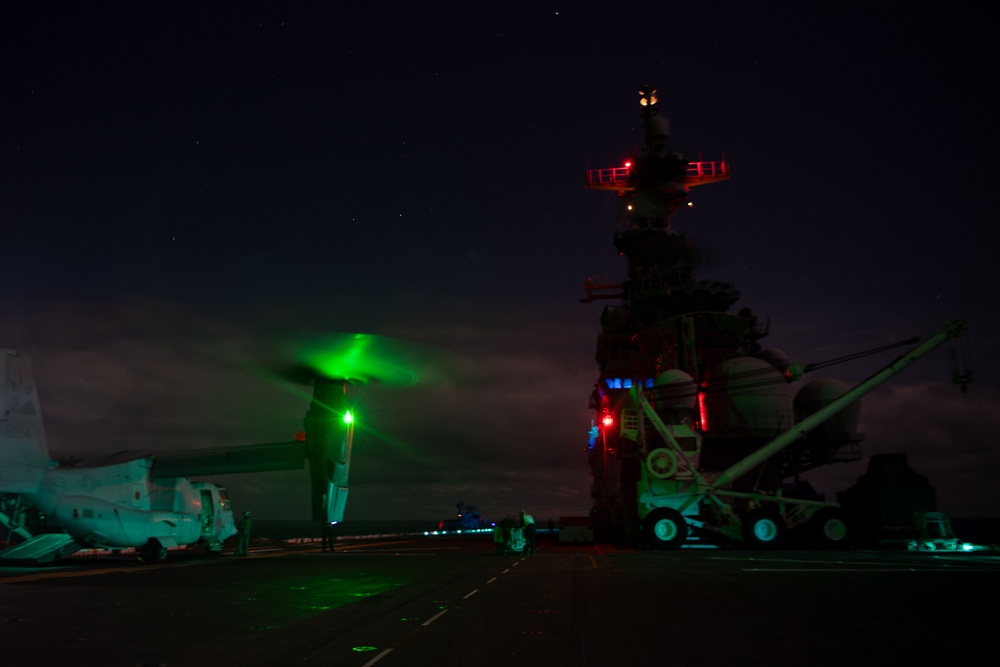 Boxer Conducts Nighttime Flight Operations
