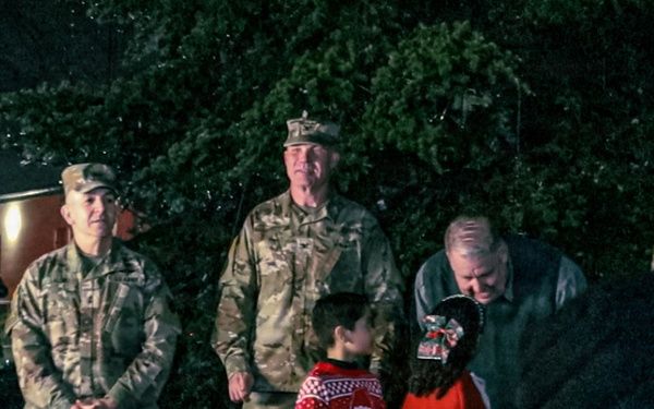 Baumholder Holiday Ceremony Shines with Strength of Partnership