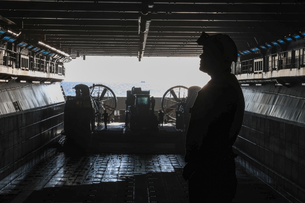 LCAC Performs Well Deck Operations