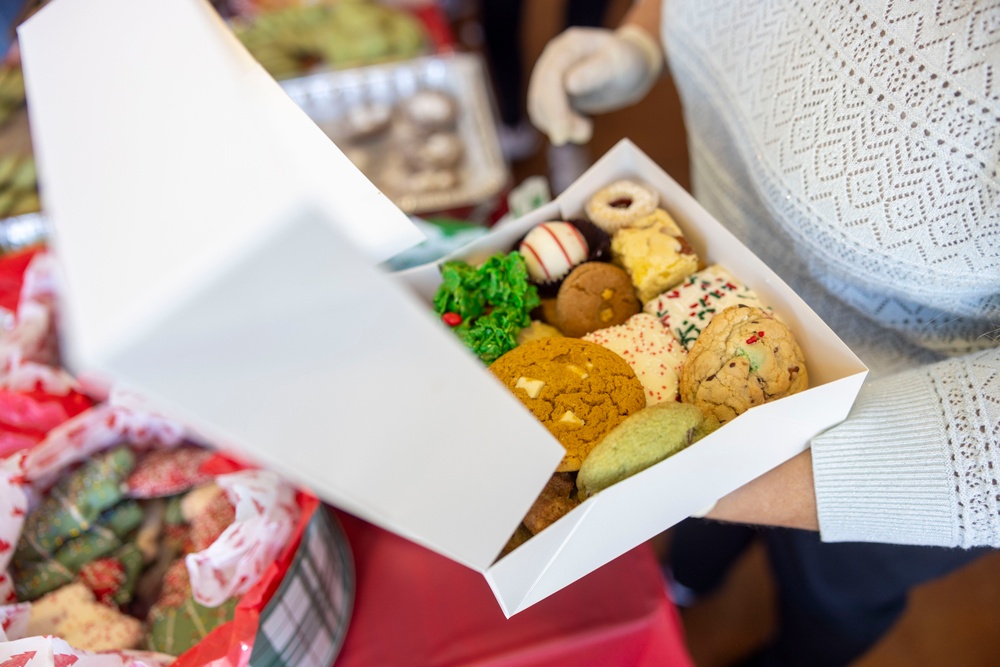 2nd MLG Hosts Cookie Exchange