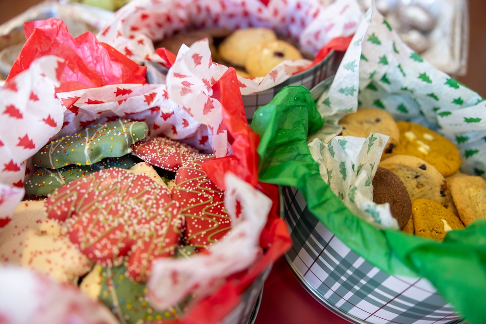 2nd MLG Hosts Cookie Exchange