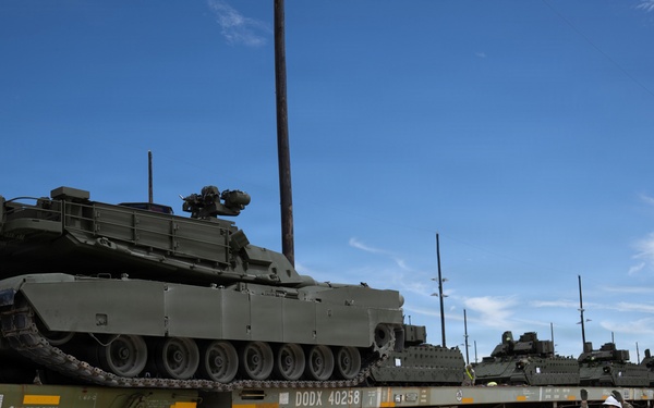 III Armored Corps loads train bound for Army Birthday 250 celebration in Washington