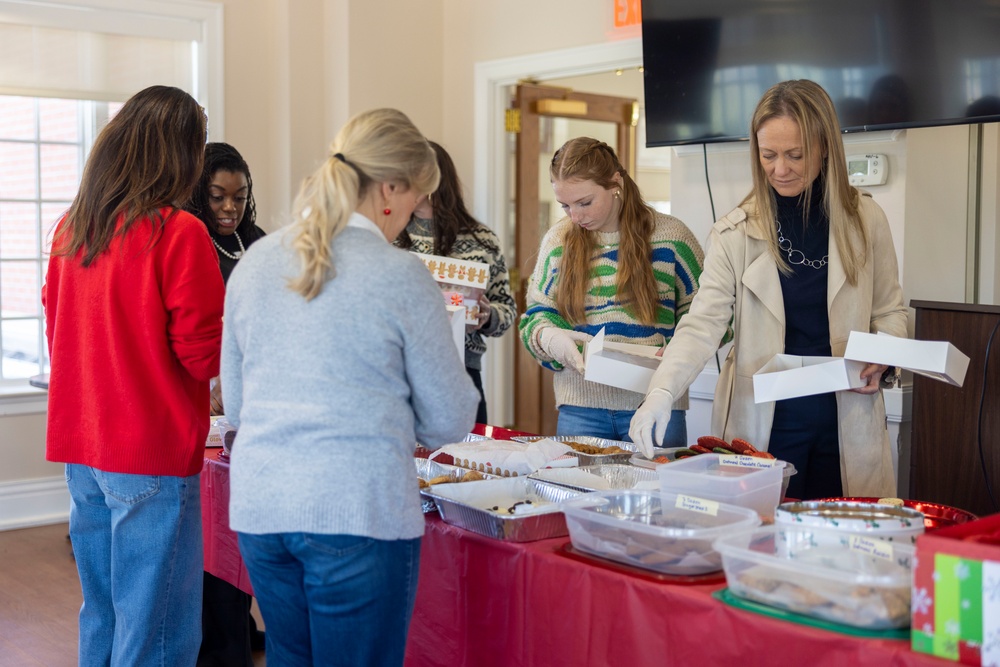 2nd MLG Hosts Cookie Exchange