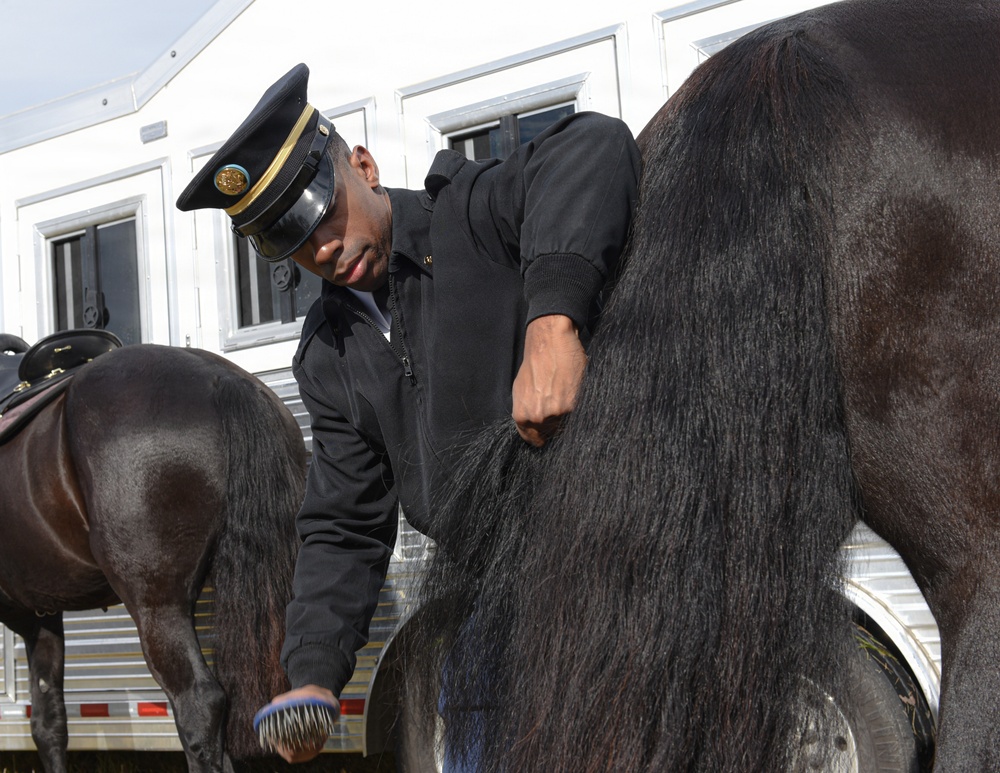 Caisson Christmas Parade in Middleburg