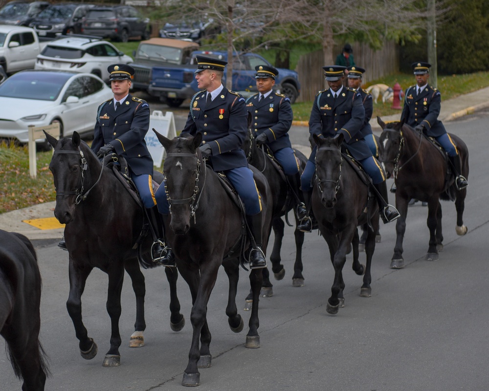 Caisson Christmas Parade in Middleburg