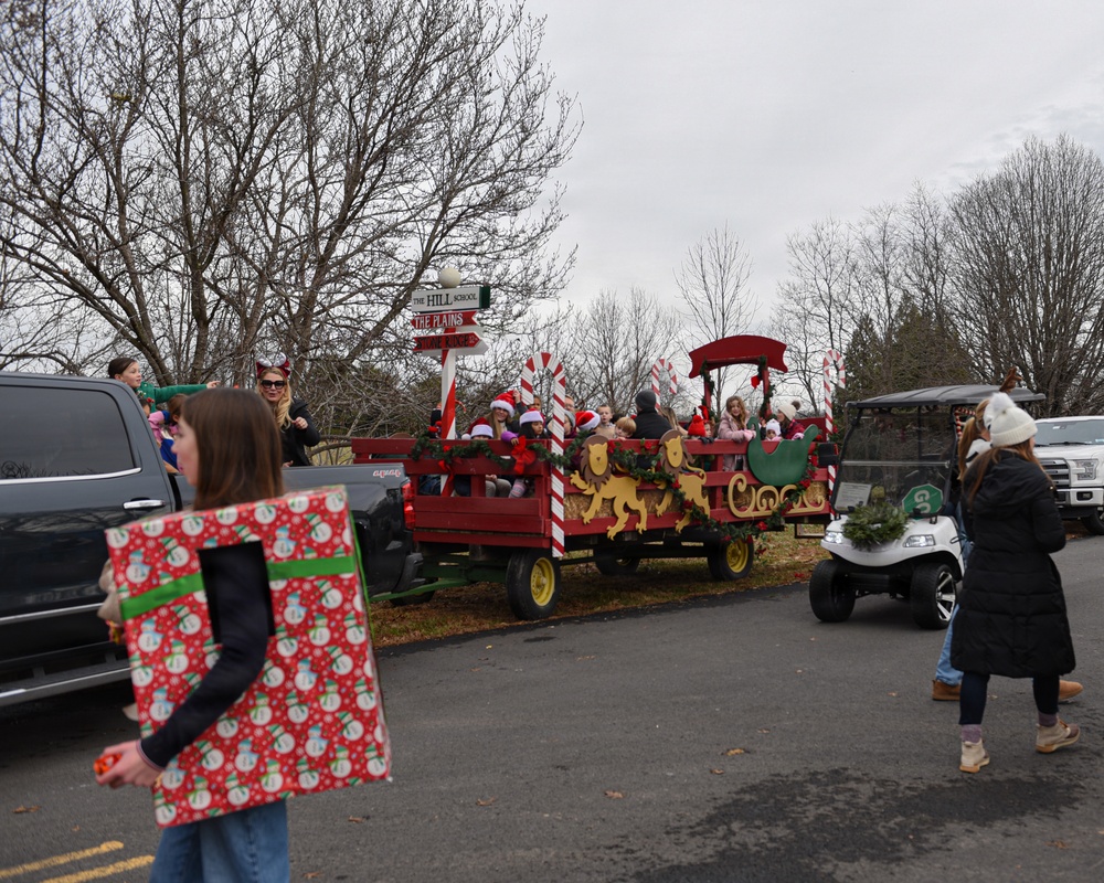 Caisson Christmas Parade in Middleburg