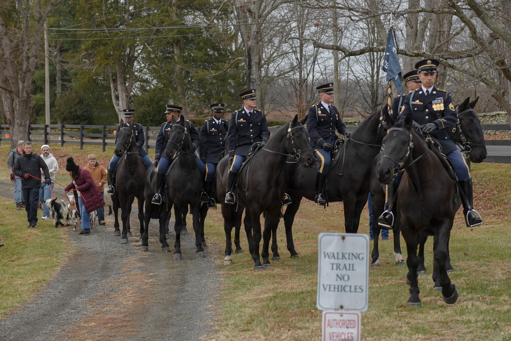 Caisson Christmas Parade in Middleburg