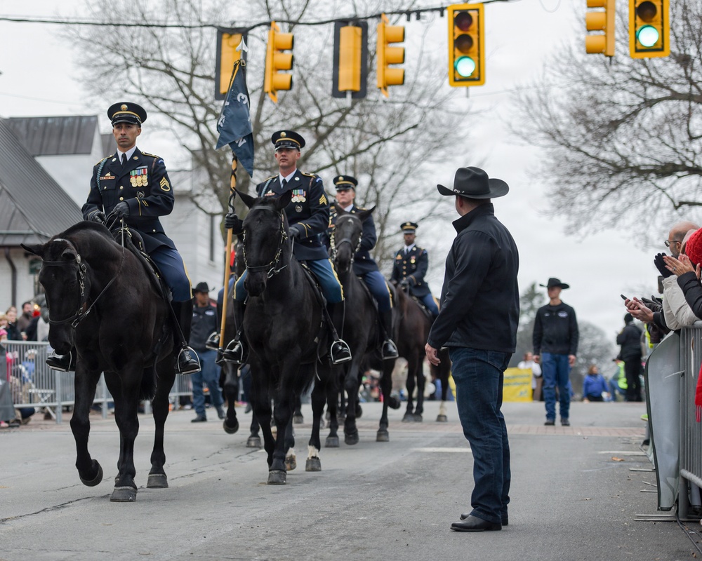 Caisson Christmas Parade in Middleburg