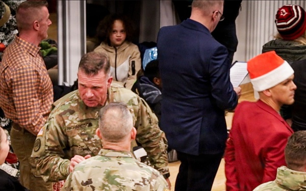 Baumholder Holiday Ceremony Shines with Strength of Partnership