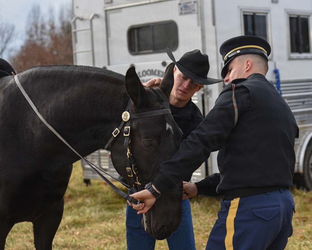 Caisson Christmas Parade in Middleburg