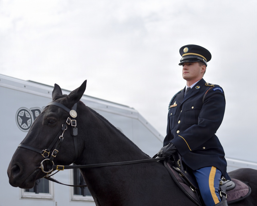 Caisson Christmas Parade in Middleburg