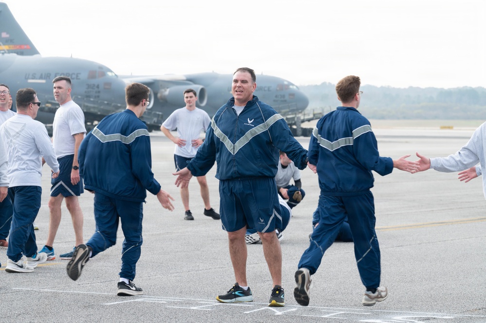 437th Airlift Wing personnel participate in flightline run