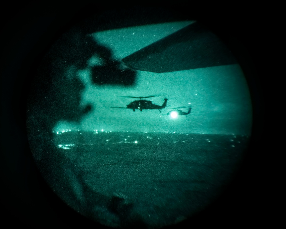 Spec ops, no pit stops: 160th SOAR, 1st SOW conduct join HAAR exercise