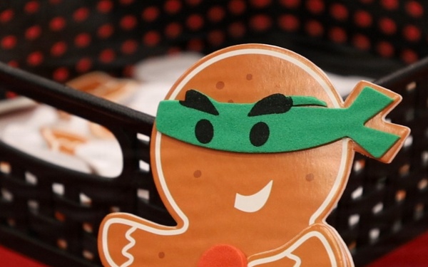 Baumholder Holiday Ceremony Shines with Strength of Partnership