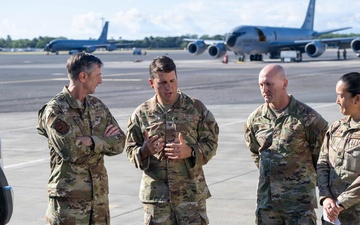 PACAF command team visits the 15th Wing