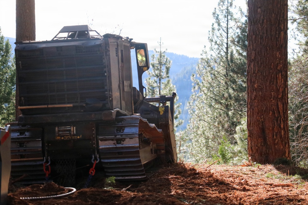 Tethered Mastication