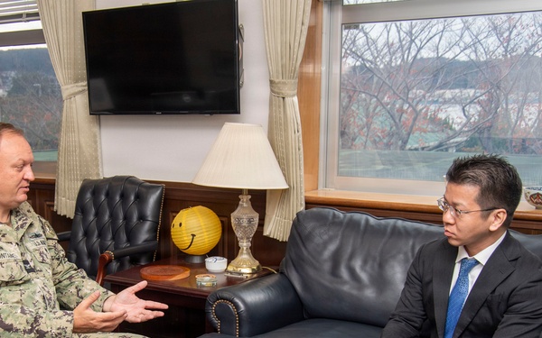 CFAS Meets with SOFA Director