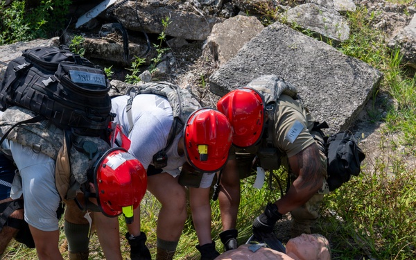 Florida Guard's 44th CERFP enhances readiness through collaborative training exercise