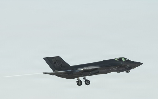 Steel Knight 25: Tomcats depart Miramar and return following Victorville node operations