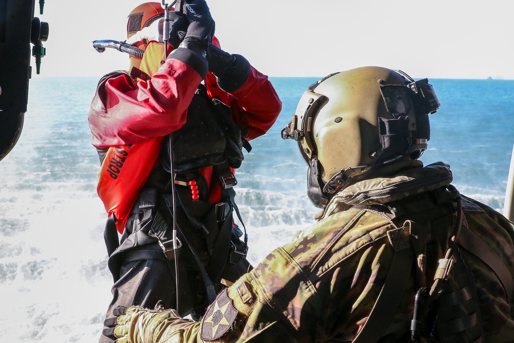 3-2 GSAB Joint Water-Evacuation Training