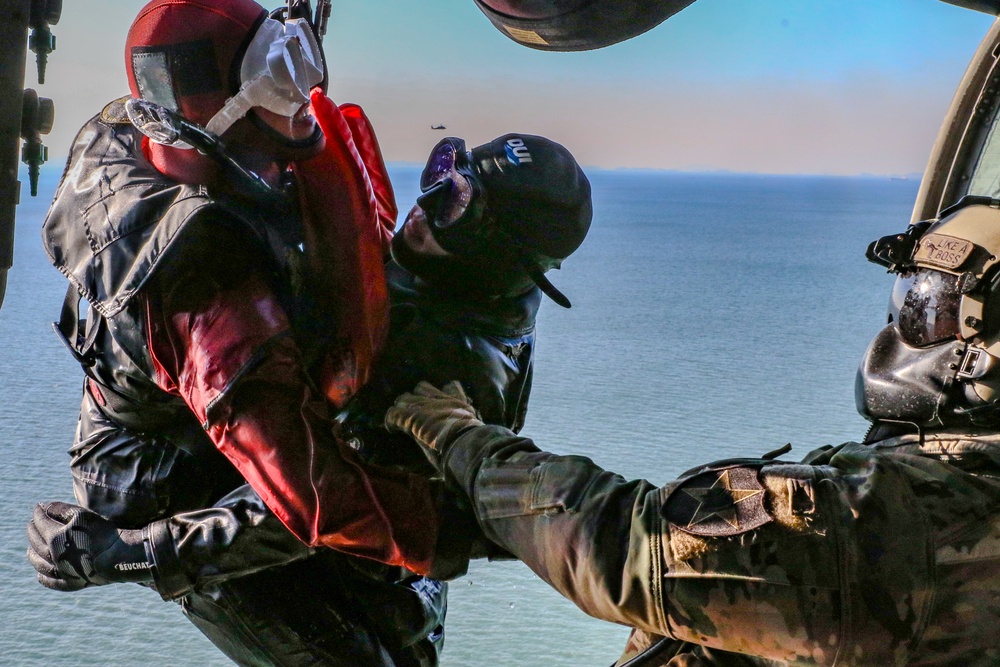 3-2 GSAB Joint Water-Evacuation Training