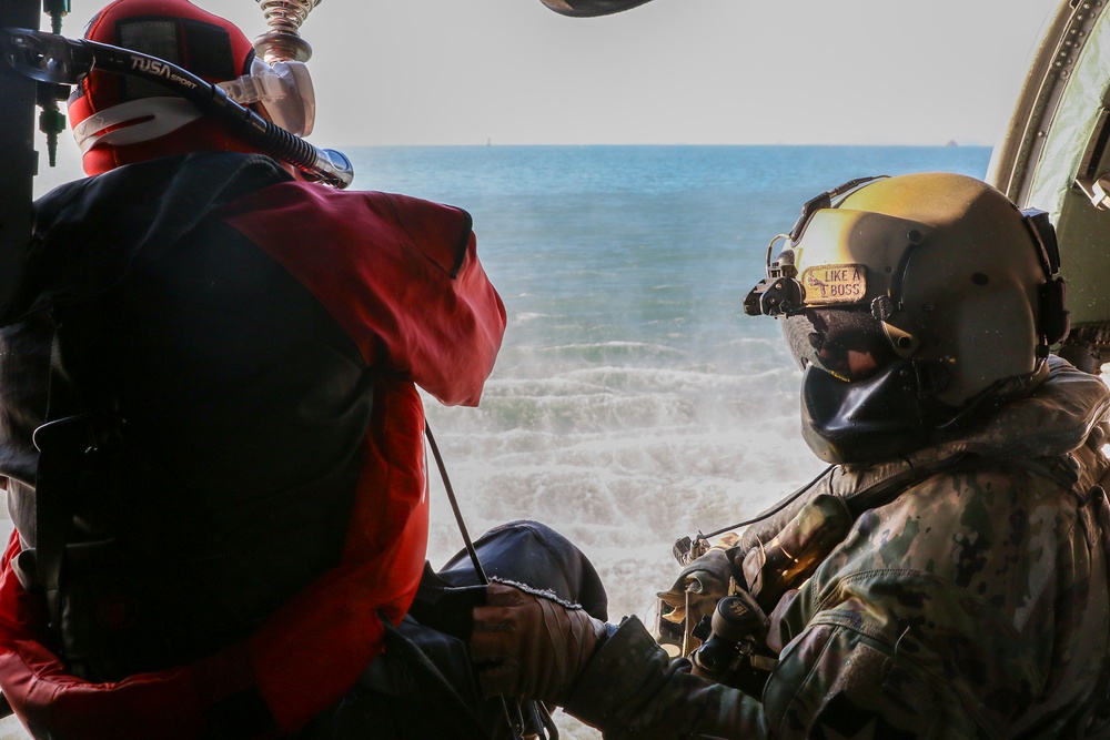 3-2 GSAB Joint Water-Evacuation Training