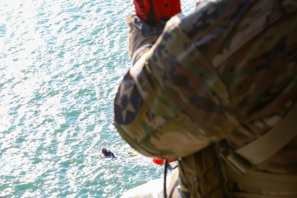 3-2 GSAB Joint Water-Evacuation Training