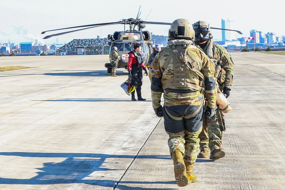 3-2 GSAB Joint Water-Evacuation Training