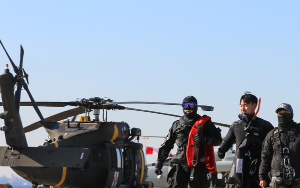 3-2 GSAB Joint Water-Evacuation Training