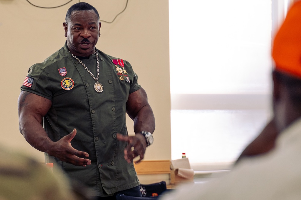 Chef Andre Rush Visits Camp Humphreys DFACs
