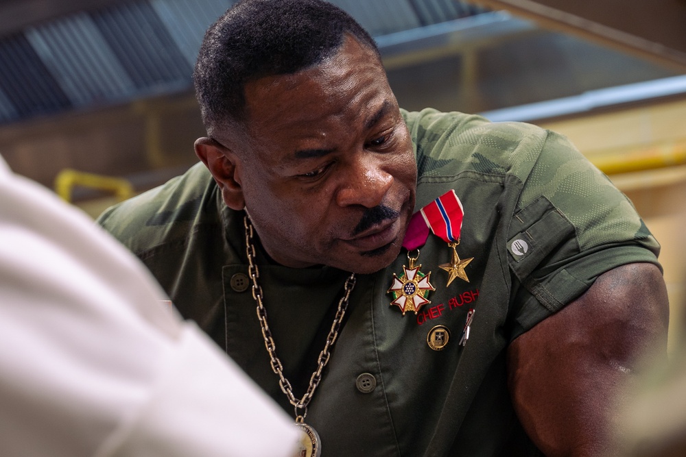 Chef Andre Rush Visits Camp Humphreys DFACs