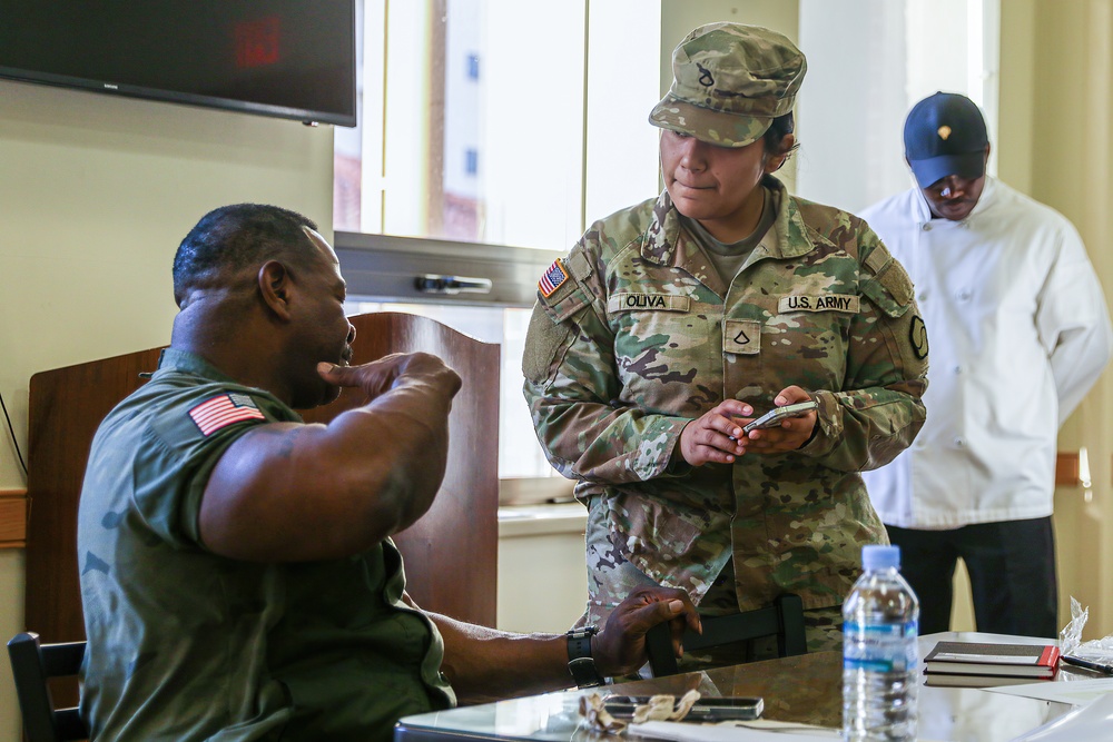 Chef Andre Rush Visits Camp Humphreys DFACs