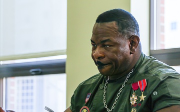 Chef Andre Rush Visits Camp Humphreys DFACs