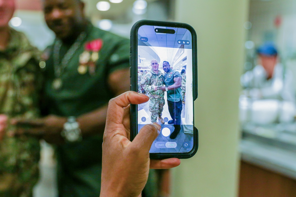 Chef Andre Rush Visits Camp Humphreys DFACs