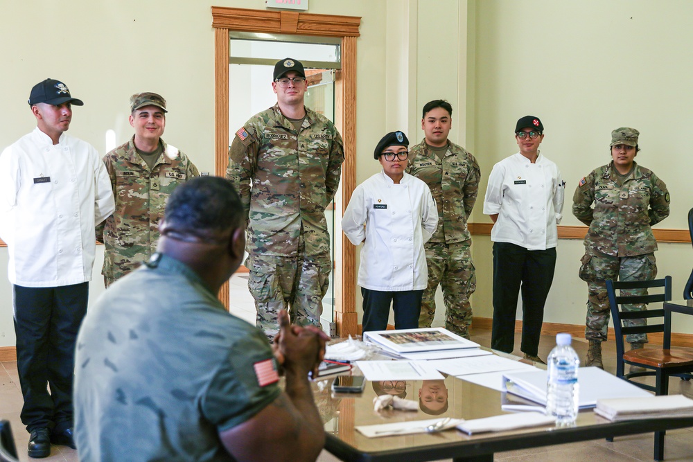 Chef Andre Rush Visits Camp Humphreys DFACs