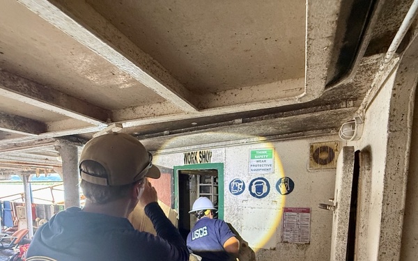 U.S. Coast Guard, U.S. Navy, Port of Guam responders ensure debris removed from motor vessel Voyager