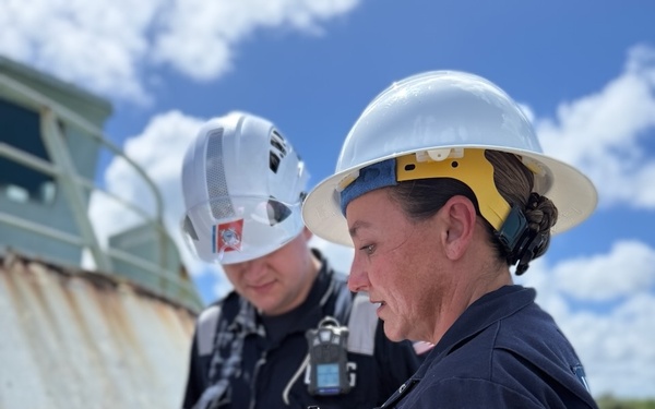 U.S. Coast Guard, U.S. Navy, Port of Guam responders ensure debris removed from motor vessel Voyager