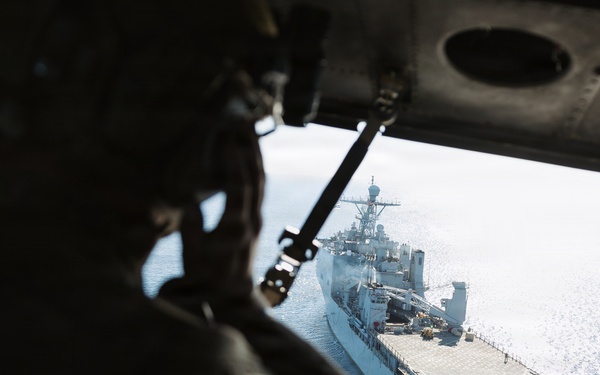 11th MEU Marines, Sailors Conduct VBSS Exercise Aboard USS Comstock